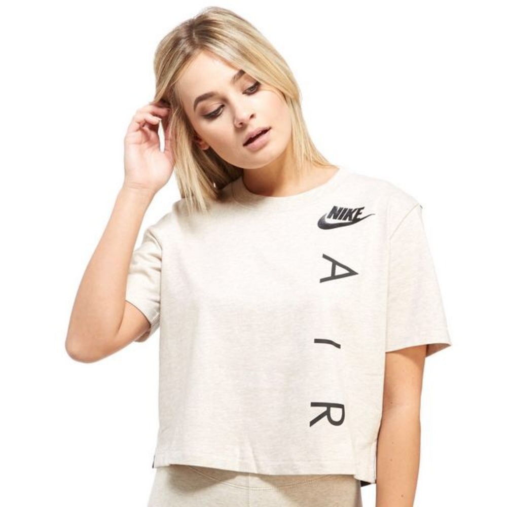 SOLD Super Cute Nike Air Tee